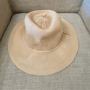Wallaroo Travel Women’s Adjustable Sun Hat - Beige Wide Brim